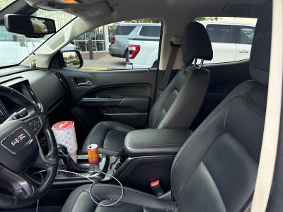 2022 GMC Canyon 4WD AT4 w/Leather