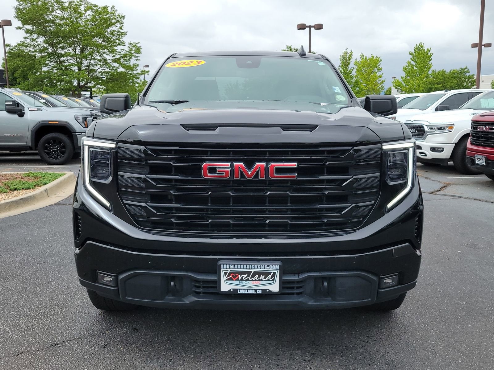 2023 GMC Sierra 1500 Elevation
