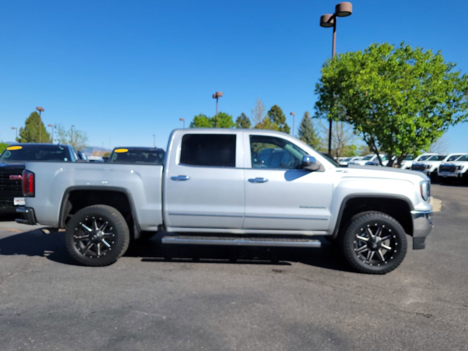 2017 GMC Sierra 1500 SLT
