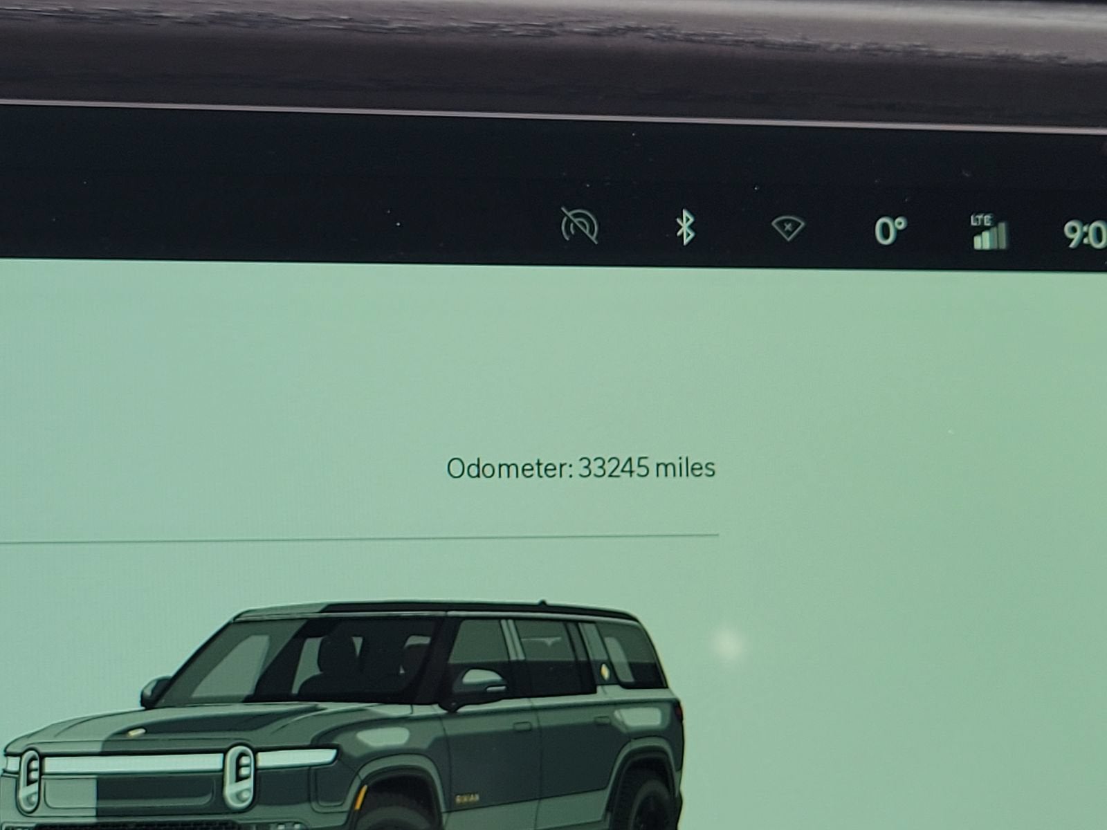 2024 RIVIAN R1S Adventure