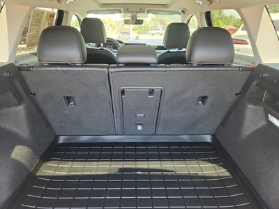 2025 Volkswagen Taos SEL