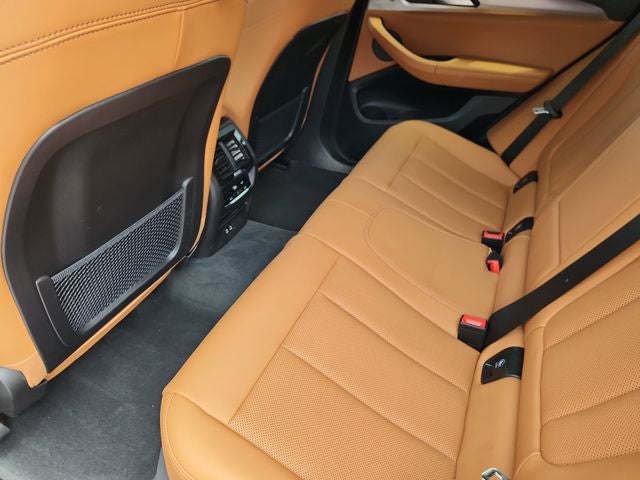2025 BMW X4 M40i