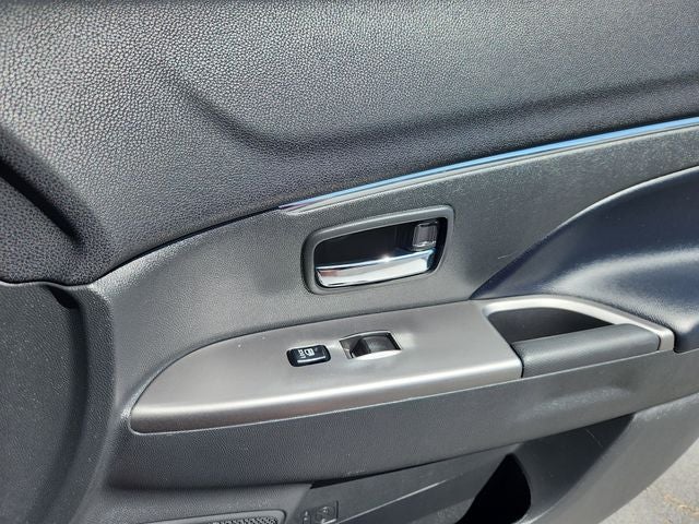 2022 Mitsubishi Outlander Sport SE