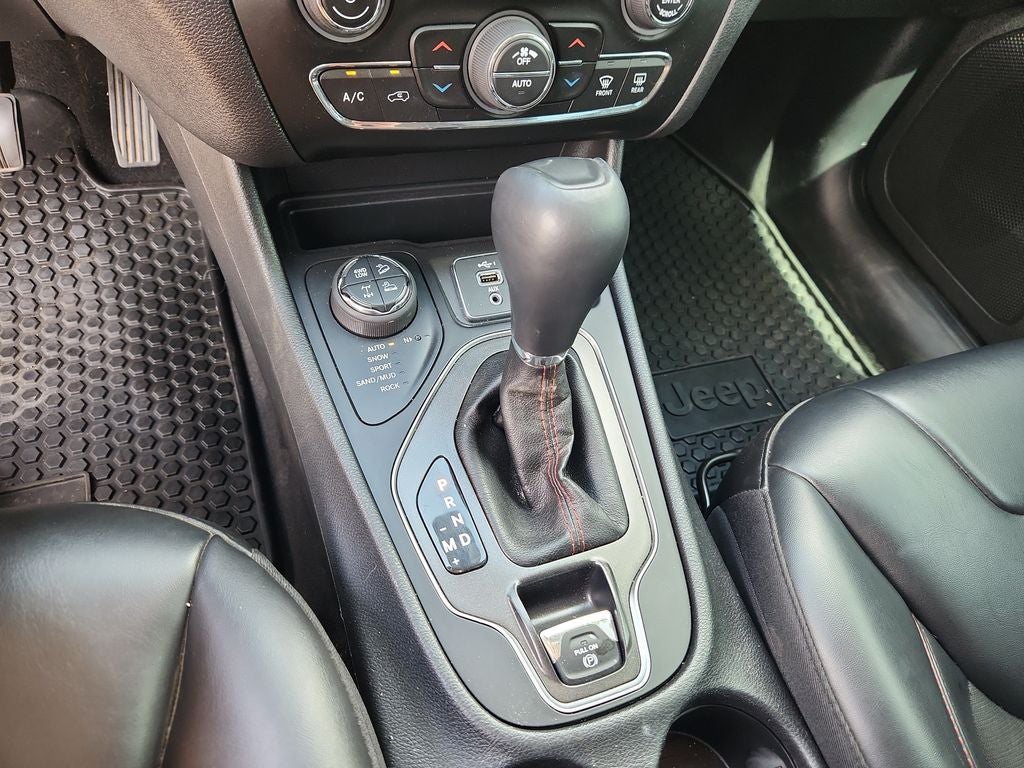 2020 Jeep Cherokee Trailhawk