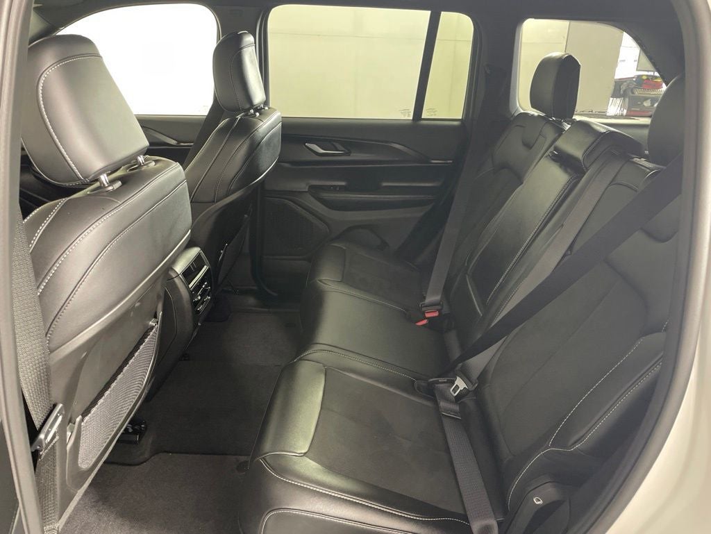 2025 Jeep Grand Cherokee Altitude X 4x4