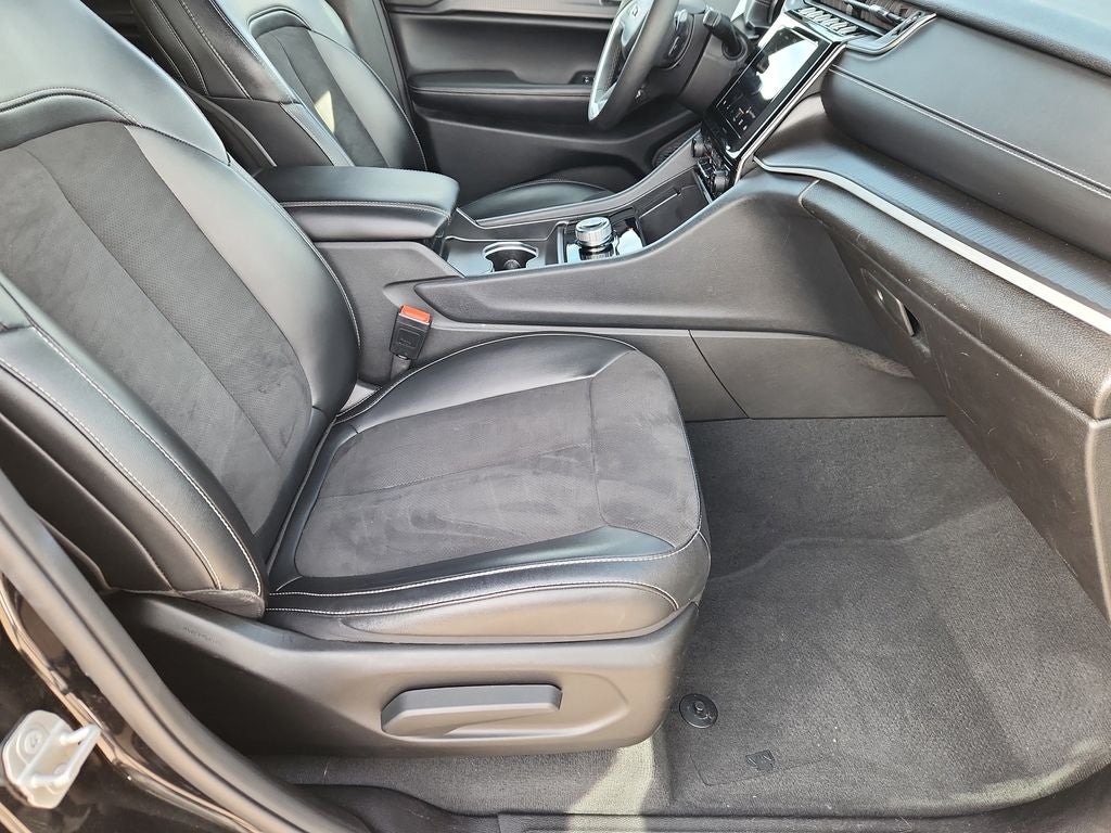 2024 Jeep Grand Cherokee L Altitude 4x4