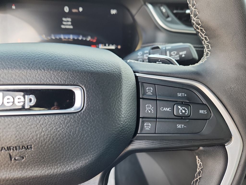 2024 Jeep Grand Cherokee L Altitude 4x4