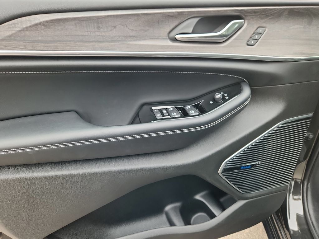 2022 Jeep Grand Cherokee L Overland 4x4