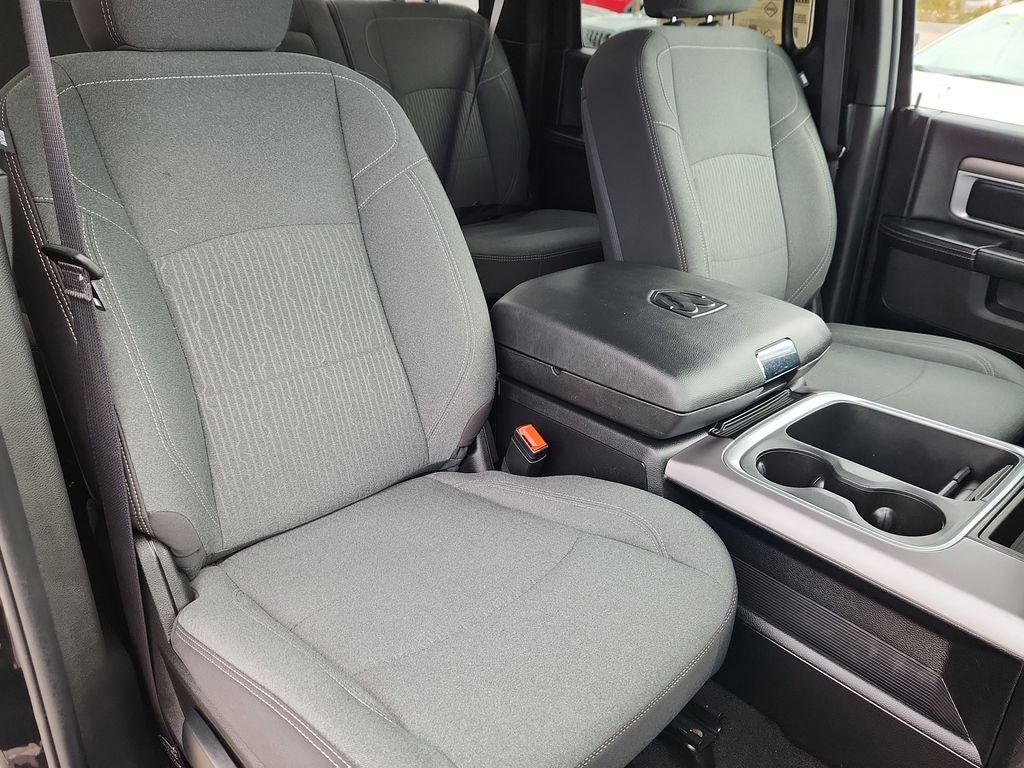 2023 RAM 1500 Classic Warlock Crew Cab 4x4 5'7' Box