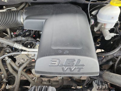 2023 RAM 1500 Classic Warlock Crew Cab 4x4 5'7' Box