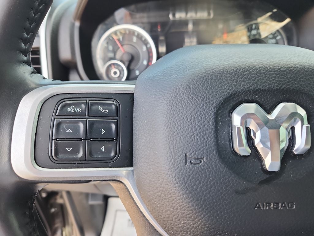 2022 RAM 3500 Big Horn Crew Cab 4x4 8' Box