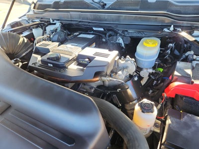 2022 RAM 2500 Tradesman Crew Cab 4x4 6'4' Box