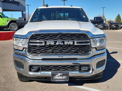 2022 RAM 2500 Tradesman Crew Cab 4x4 6'4' Box