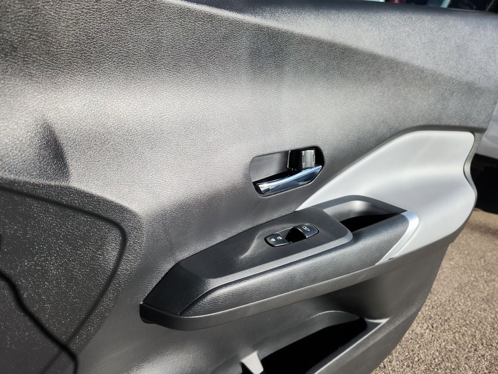 2023 Nissan Kicks SR Xtronic CVT