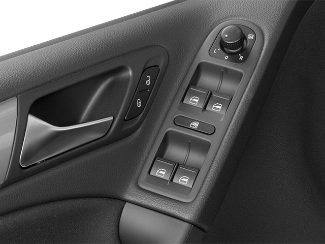2013 Volkswagen Golf 2.0L TDI 4-Door