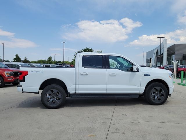 2025 Ford F-150 Lightning Lariat