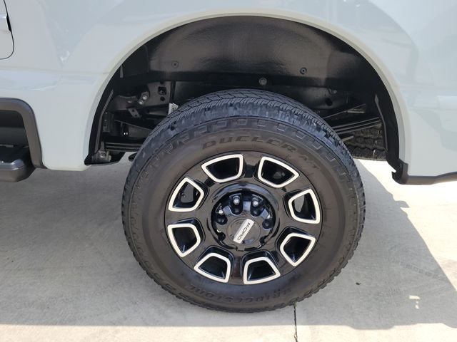 2025 Ford F-350 Platinum