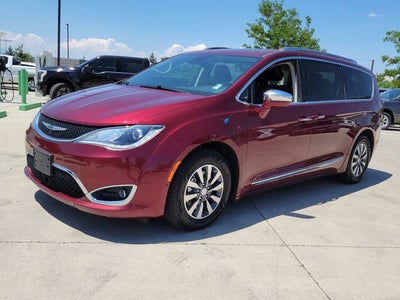 2020 Chrysler Pacifica Hybrid Limited