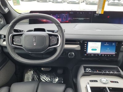2027 Lincoln Navigator Reserve