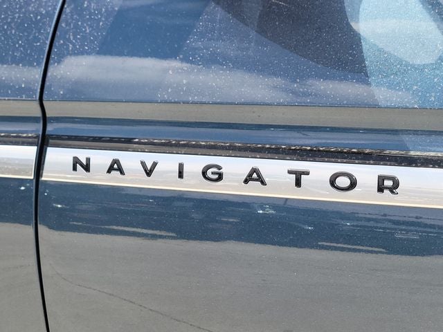 2027 Lincoln Navigator Premiere