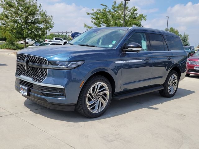 2027 Lincoln Navigator Premiere