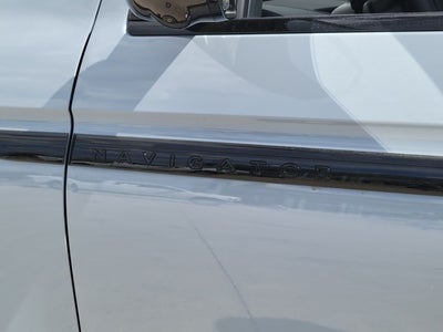 2025 Lincoln Navigator L Reserve