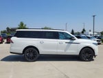 2027 Lincoln Navigator L Reserve