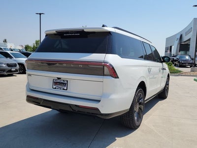 2027 Lincoln Navigator L Reserve