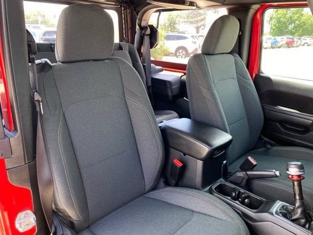 2024 Jeep Wrangler Sport