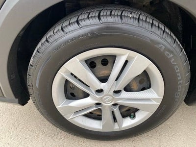 2022 Nissan Kicks S