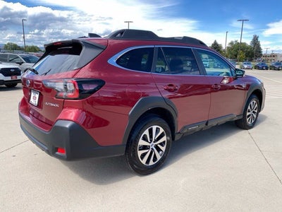 2025 Subaru Outback Premium