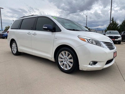 2017 Toyota Sienna Limited Premium