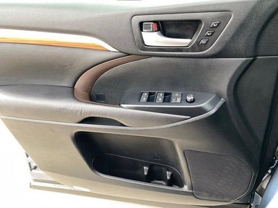 2017 Toyota Highlander Limited