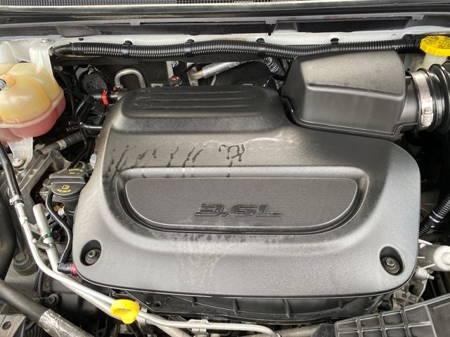 2021 Chrysler Voyager LXI