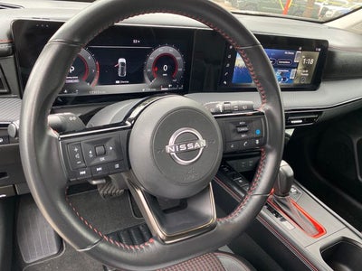 2025 Nissan Kicks SR