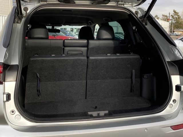 2023 Mitsubishi Outlander SE