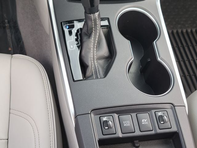 2017 Toyota Camry Hybrid XLE