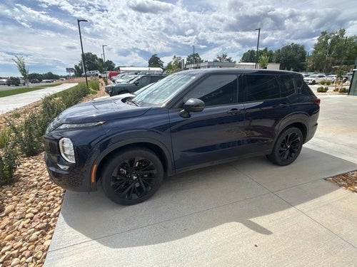 2022 Mitsubishi Outlander Black Edition
