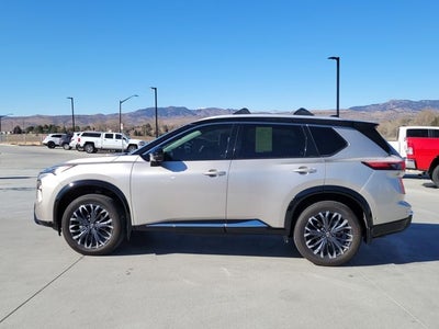 2025 Nissan Rogue Platinum