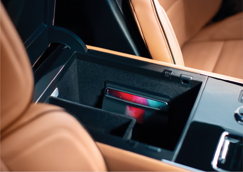 The interior of a 2023 Lincoln Aviator® Black Label model is shown in the Flight theme | Loveland Lincoln in Loveland CO