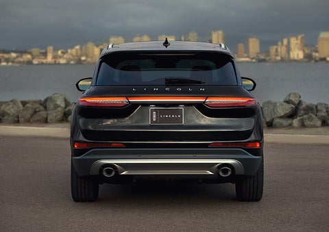 The rear lighting of the 2024 Lincoln Corsair® SUV spans the entire width of the vehicle. | Loveland Lincoln in Loveland CO