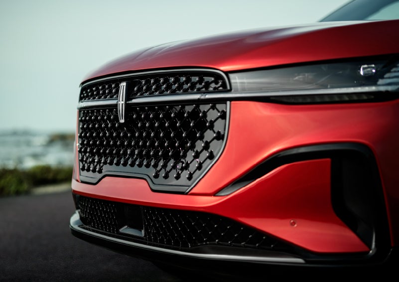 The sleek grille of a 2024 Lincoln Nautilus® SUV with the available Jet Appearance Package makes a bold statement. | Loveland Lincoln in Loveland CO