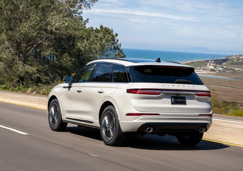 The rear lighting of the 2025 Lincoln Corsair® SUV spans the entire width of the vehicle.