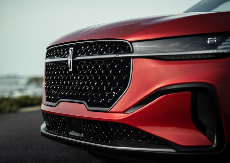 The sleek grille of a 2026 Lincoln Nautilus® SUV with the available Jet Appearance Package makes a bold statement. | Loveland Lincoln in Loveland CO