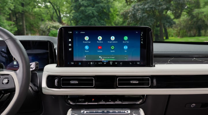 The center touchscreen inside a 2027 Lincoln Aviator® Black Label™ SUV | Loveland Lincoln in Loveland CO