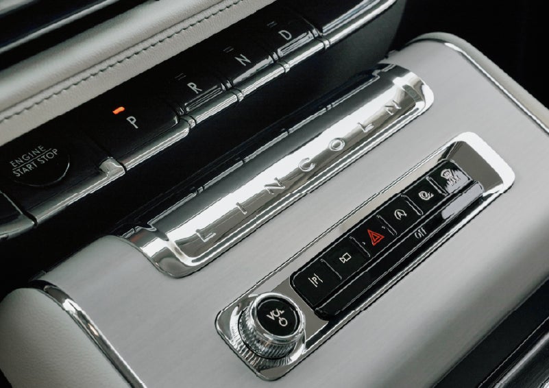The piano key gear selector of a 2027 Lincoln Aviator® Back Label™ SUV. | Loveland Lincoln in Loveland CO